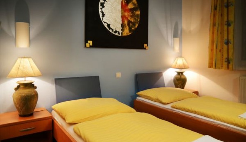 HOTEL IMOS PRAHA Praha - Apartament (4 osoby)