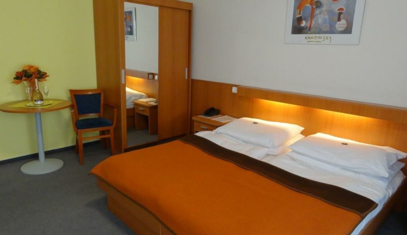 Hotel INOS Praha
