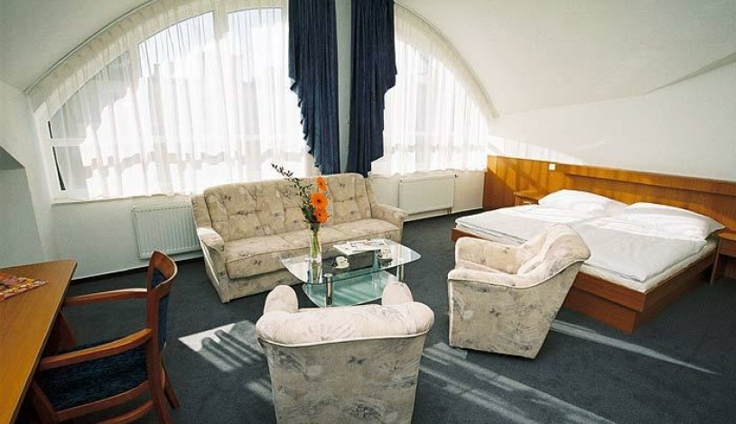 Hotel INOS Praha
