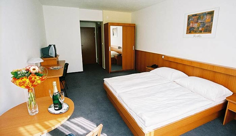 Hotel INOS Praha - Pokoj pro 2 osoby