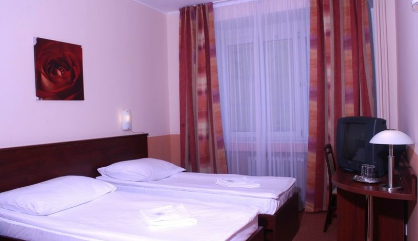 Hotel Inturprag Praha - Pokoj pro 2 osoby Standard, Pokoj pro 1 osobu Komfort