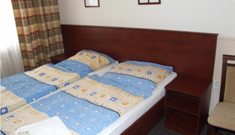 Hotel Inturprag Praha - 2-lůžkový pokoj Economy, Pokoj pro 2 osoby Komfort