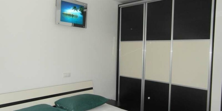 2-spálňový Apartmán v Split Stobreč s kuchyňou pre 5 osôb