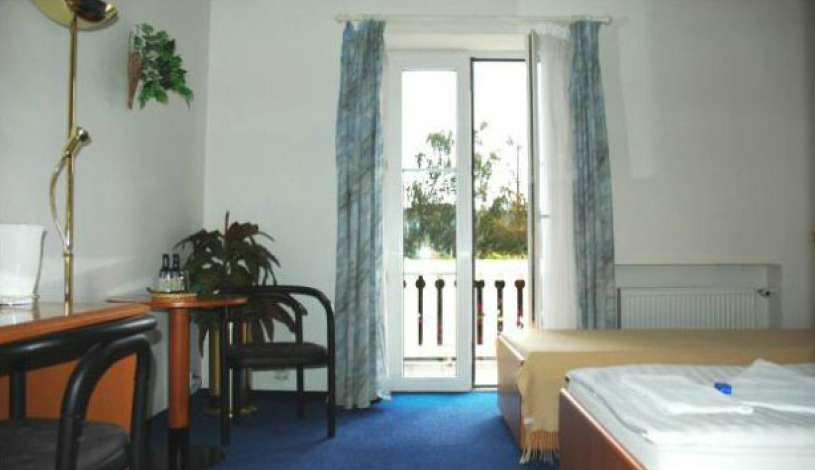 JaS Pension Praha