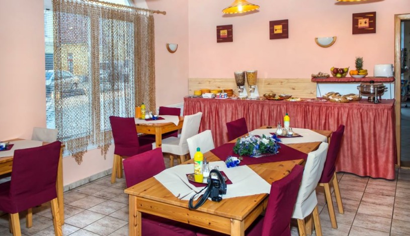 Hotel Pangea Telč