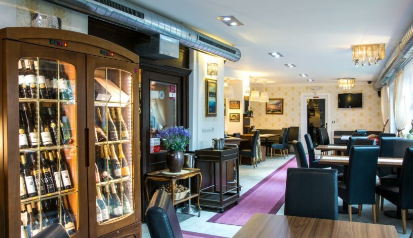 HOTEL BERG Doksy