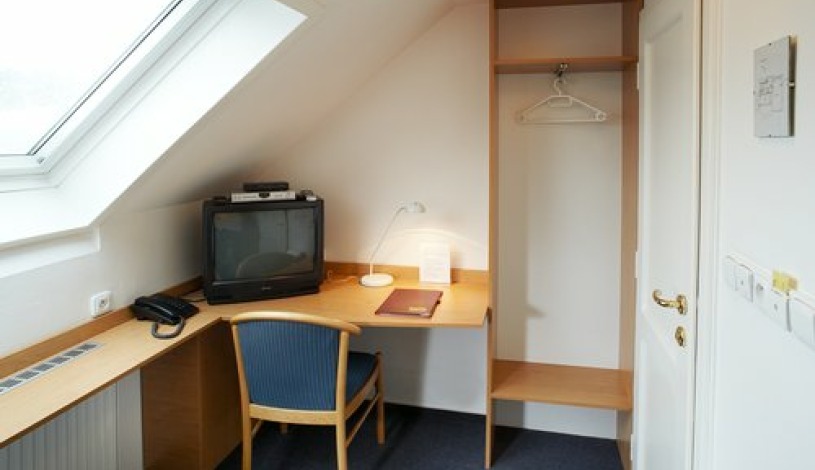 Pension Kern Praha - dachgeschoss Zweibettzimmer