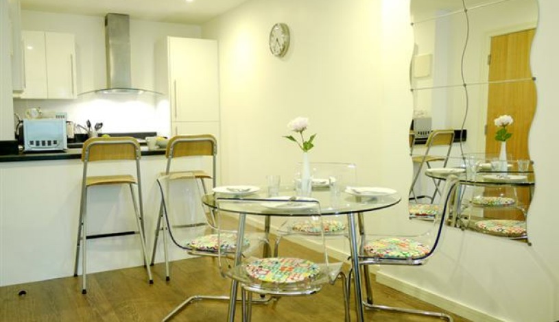 Apartment King James St London - Borough Road 9