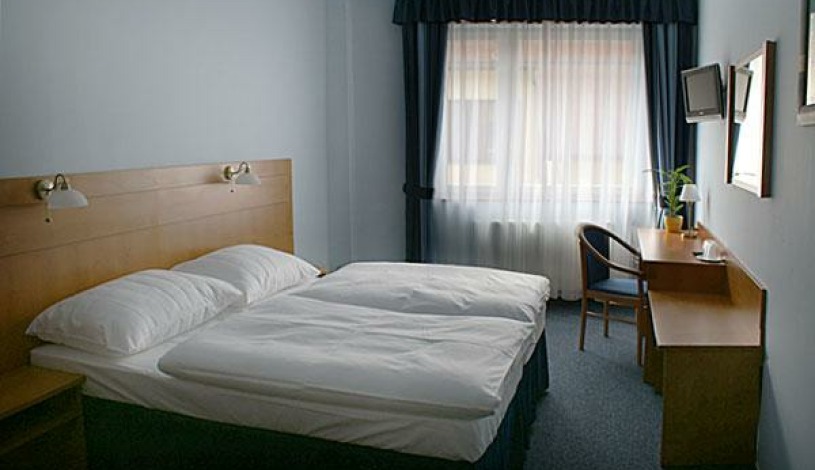 Pension Charlie*** Kolín - Dvoulůžkový pokoj, Jednolůžkový pokoj