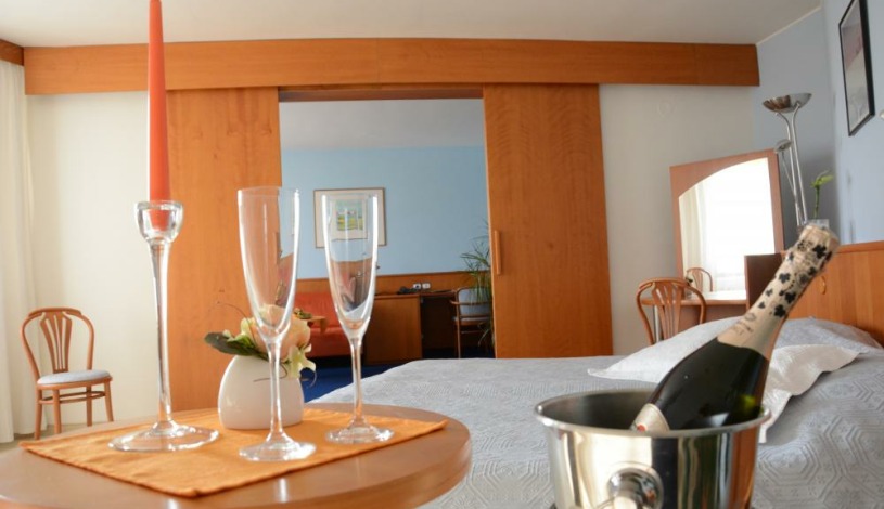 HOTEL TENNIS CLUB Prostějov - Apartmán 4 osoby