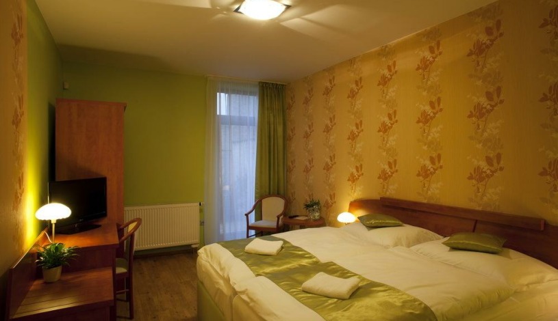 BARBORA Restaurant & Penzion Kutná Hora