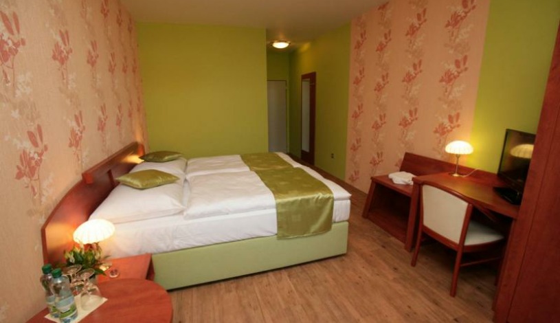 BARBORA Restaurant & Penzion Kutná Hora