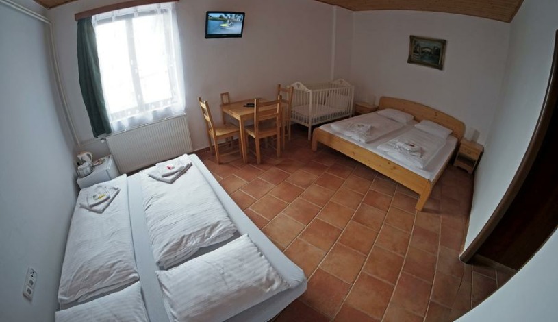 Hotel Kréta Kutná Hora - Třílůžkový pokoj