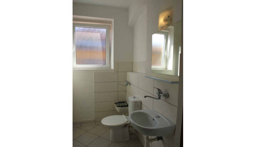 Penzion Village Karlovy Vary - Dvoulůžkový pokoj se společnou koupelnou