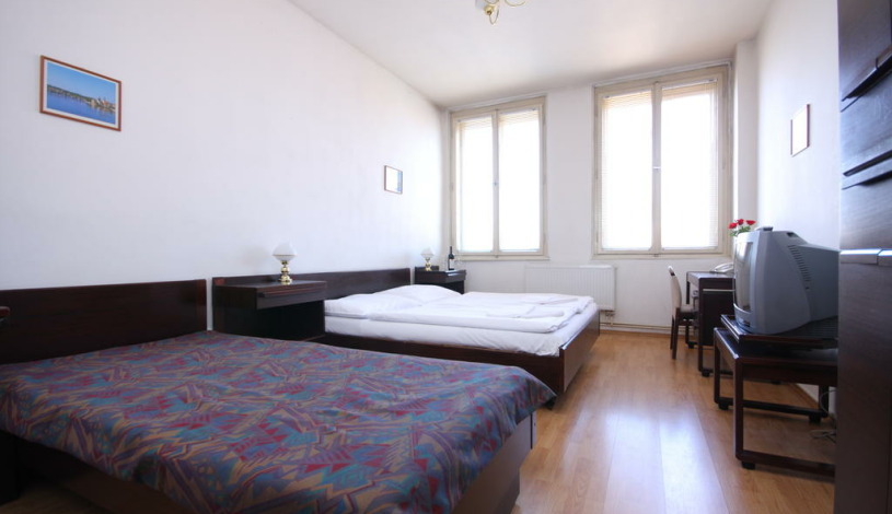 Hotel Legie Praha - Triple room