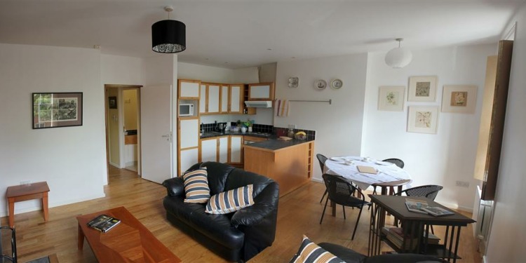 2-bedroom Apartment Dublin St Kevin's with kitchen for 4 persons
