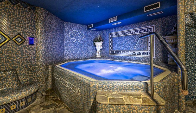 WELLNESS HOTEL BABYLON Liberec