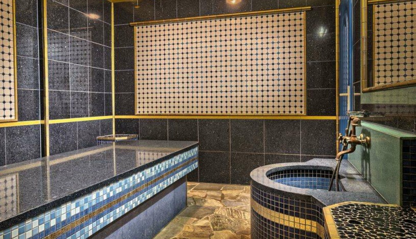 WELLNESS HOTEL BABYLON Liberec