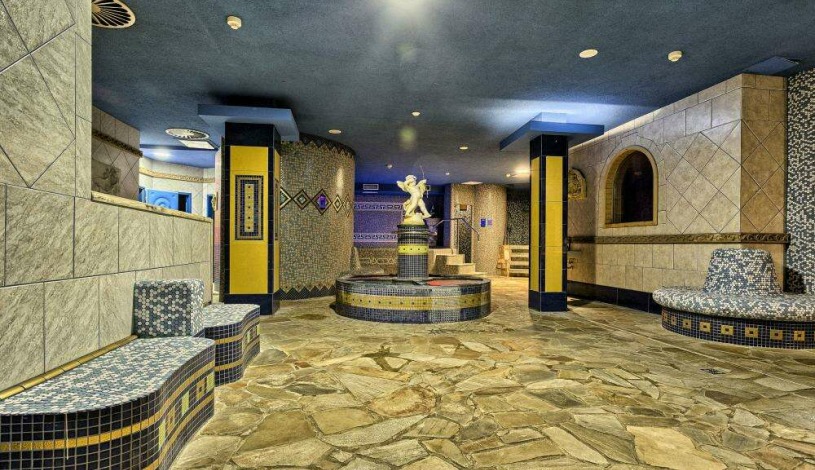 WELLNESS HOTEL BABYLON Liberec