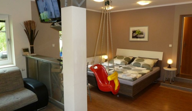 Apartmá Sungarden Liberec - AV3 Dvoupokojový Apartmán s terasou a vstupem do zahrady
