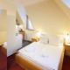 Třípokojový rodinný apartmán s manželskou postelí nebo oddělenými postelemi - Pytloun Hotel Liberec***