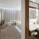 Pokoj typu Deluxe s manželskou postelí, vířivou vanou a terasou - Pytloun City Boutique Hotel**** Liberec