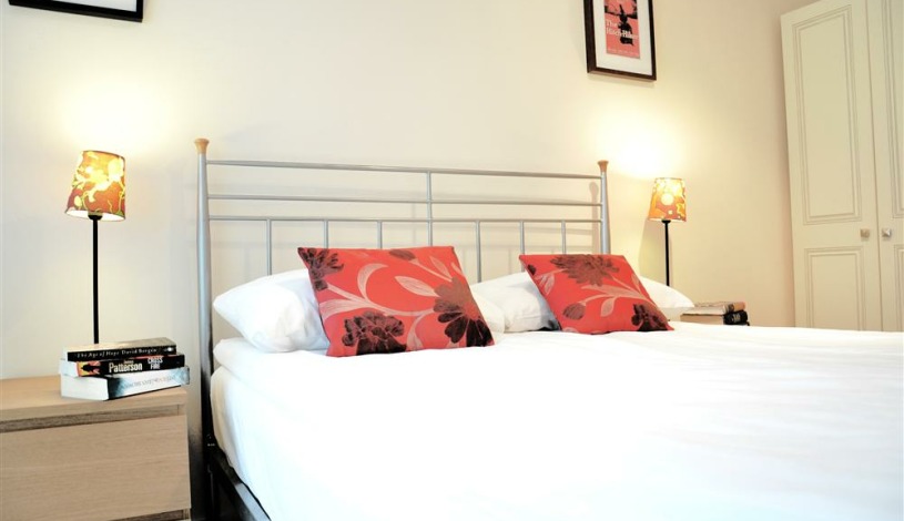 Apartment Long Lane London - Borough Superior 13
