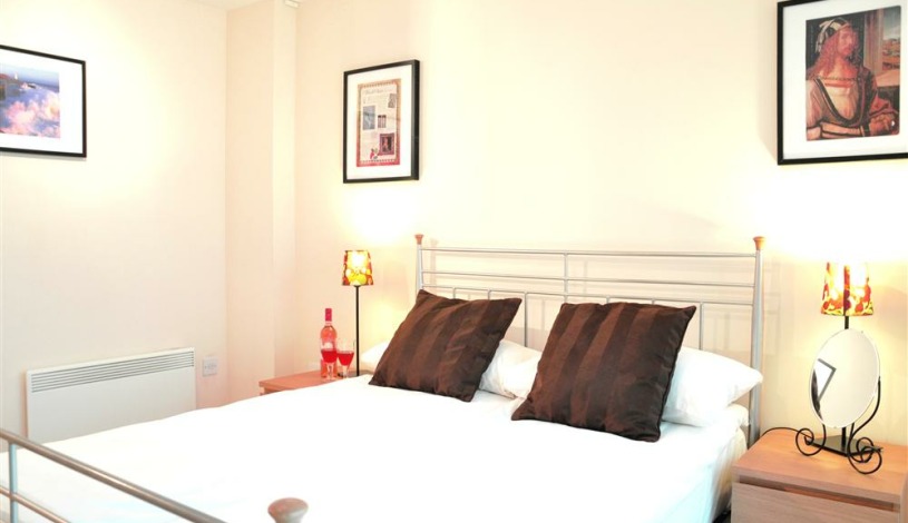Apartment Long Lane London - Borough Superior 13