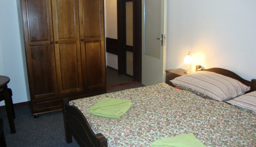 Sport Hotel Mumlava Harrachov - Dvojlůžkový, Dvojlůžkový pokoj s přistýlkou, Dvoulůžkový bez sociálního zařízení