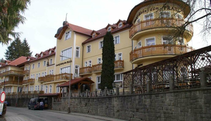 Lázeňský léčebný dům Praha Luhačovice