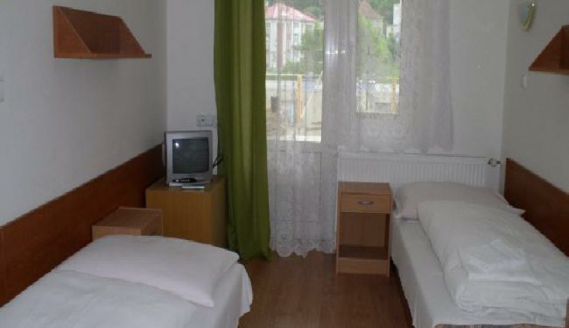 Lázeňský léčebný dům Praha Luhačovice - Třílůžkový pokoj