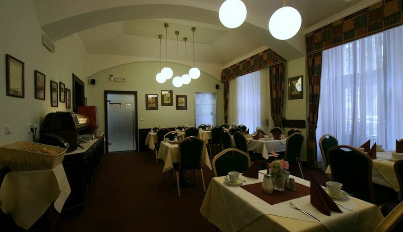 HOTEL LUNÍK Praha