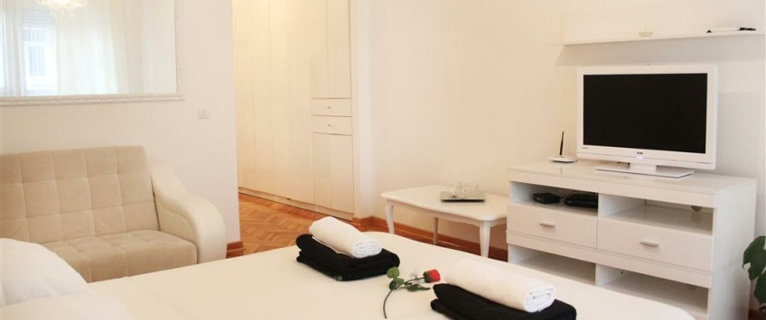 Apartment Majke Jevrosime Beograd - Apt 37055