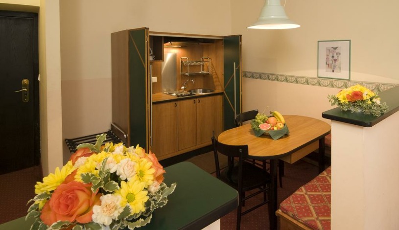 Hotel Residence Mala Strana Praha - Suite (4 osoby)