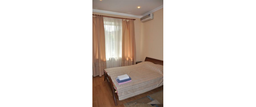 Apartment Mala Zhytomyrska Kiev - Apt 20179