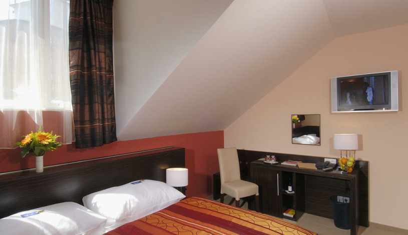 Hotel Manes Praha - Pokoj pro 1 osobu, Pokoj pro 2 osoby
