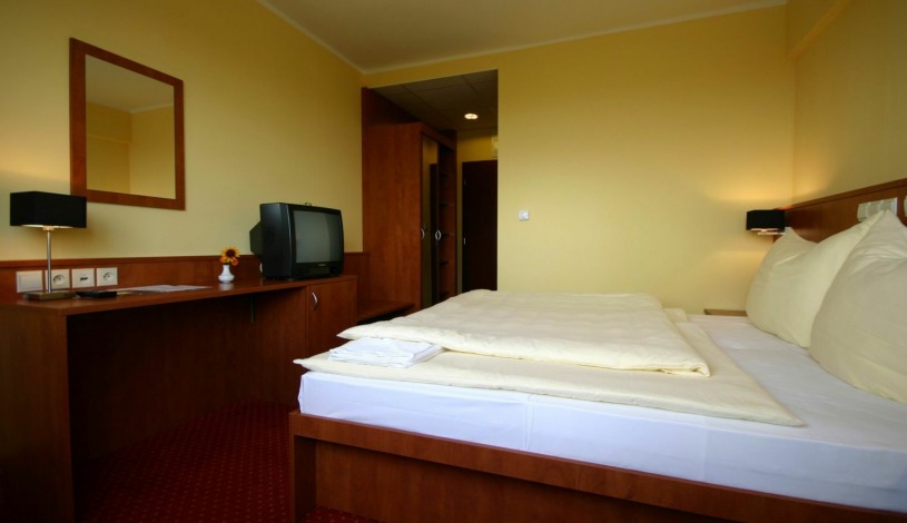HOTEL LUDMILA Mělník - Dvoulůžkový STANDARD