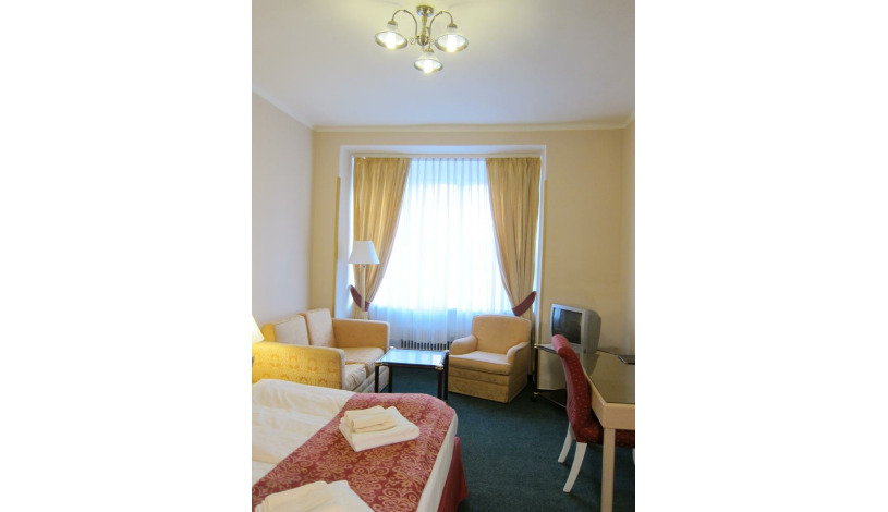 Hotel Mira  Praha - Dreibettzimmer
