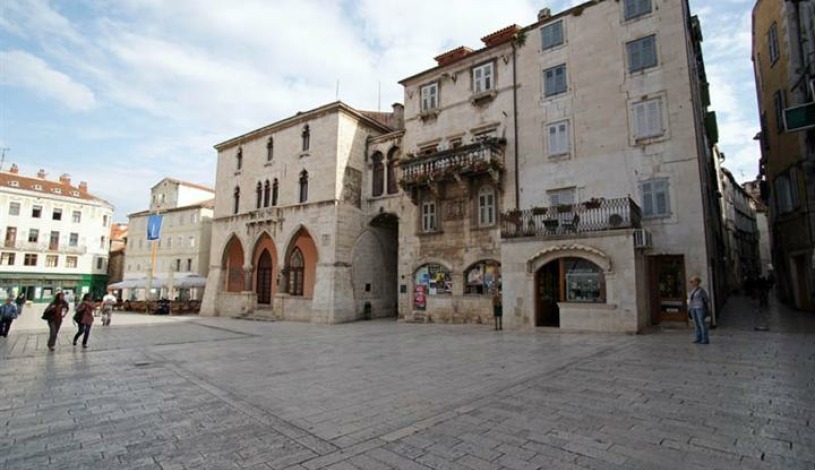 Apartment Narodni trg Split - Apt 15623
