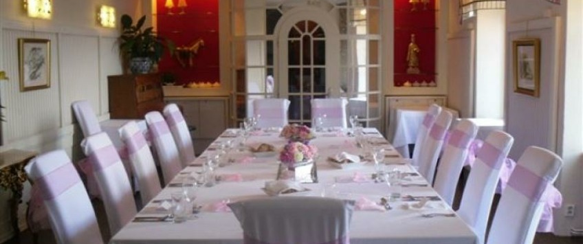 The House Nebozizek Apartments Praha