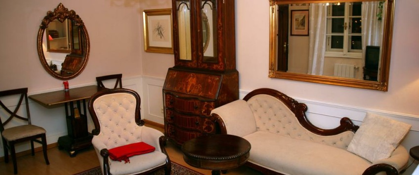 The House Nebozizek Apartments Praha