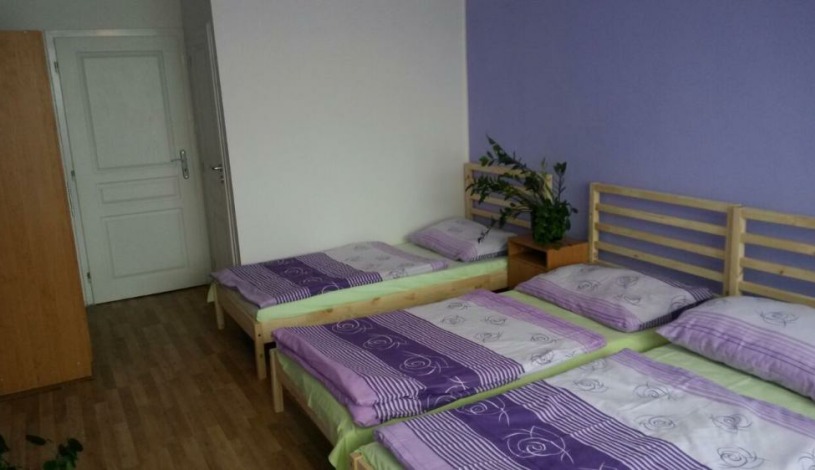 Nexus - ubytovna Praha - 2 lůžkový STANDARD+b /sdílená koupelna/,  2 lůžkový STANDARD (sdílená koupelna)