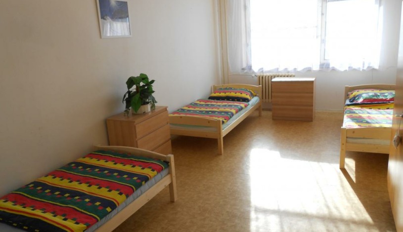 Nexus - ubytovna Praha -  1x LŮŽKO UBYTOVNA , GARSONKA 4L (sdílená koupelna), 2 lůžkový STANDARD+b /sdílená koupelna/,  2 lůžkový STANDARD (sdílená koupelna)