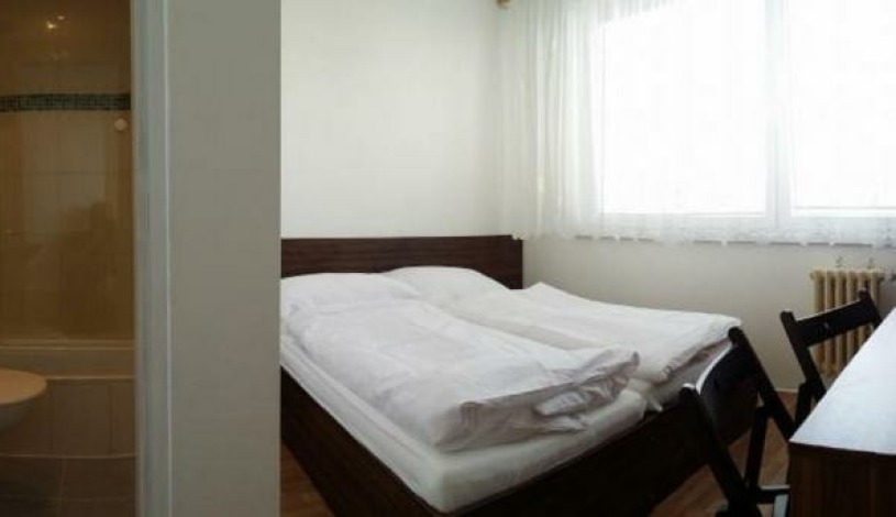Nexus - ubytovna Praha - 2lůžkový COMFORT/vlastní koupelnou+WC/