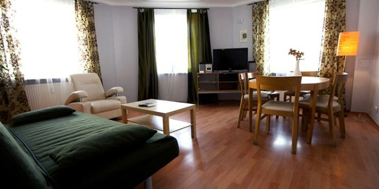 2-bedroom Apartment Warszawa Śródmieście with kitchen for 6 persons