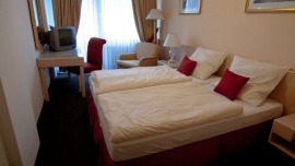 Hotel Oáza Praha - Einbettzimmer, Dreibettzimmer