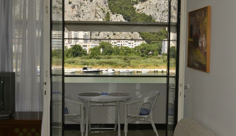 Apartment Obala gusara Omiš - Apt 36432