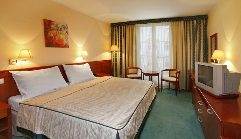 OLYMPIA hotel, s.r.o.**** Mariánské Lázně