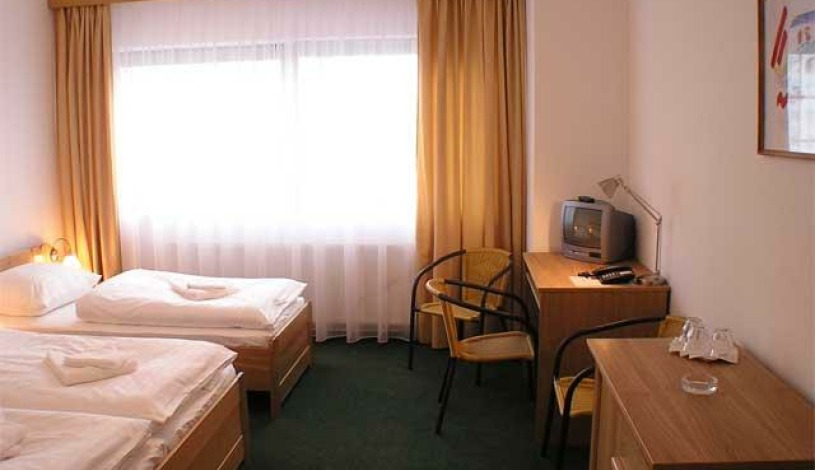 HOTEL OYA Praha