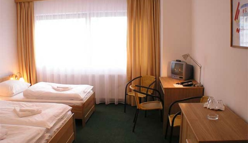 HOTEL OYA Praha